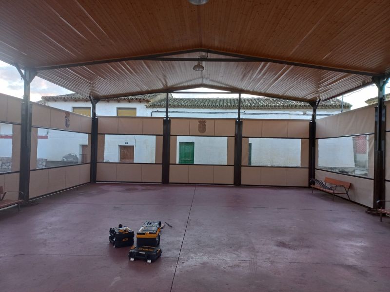 Cerramiento con toldos Proper Soluciones